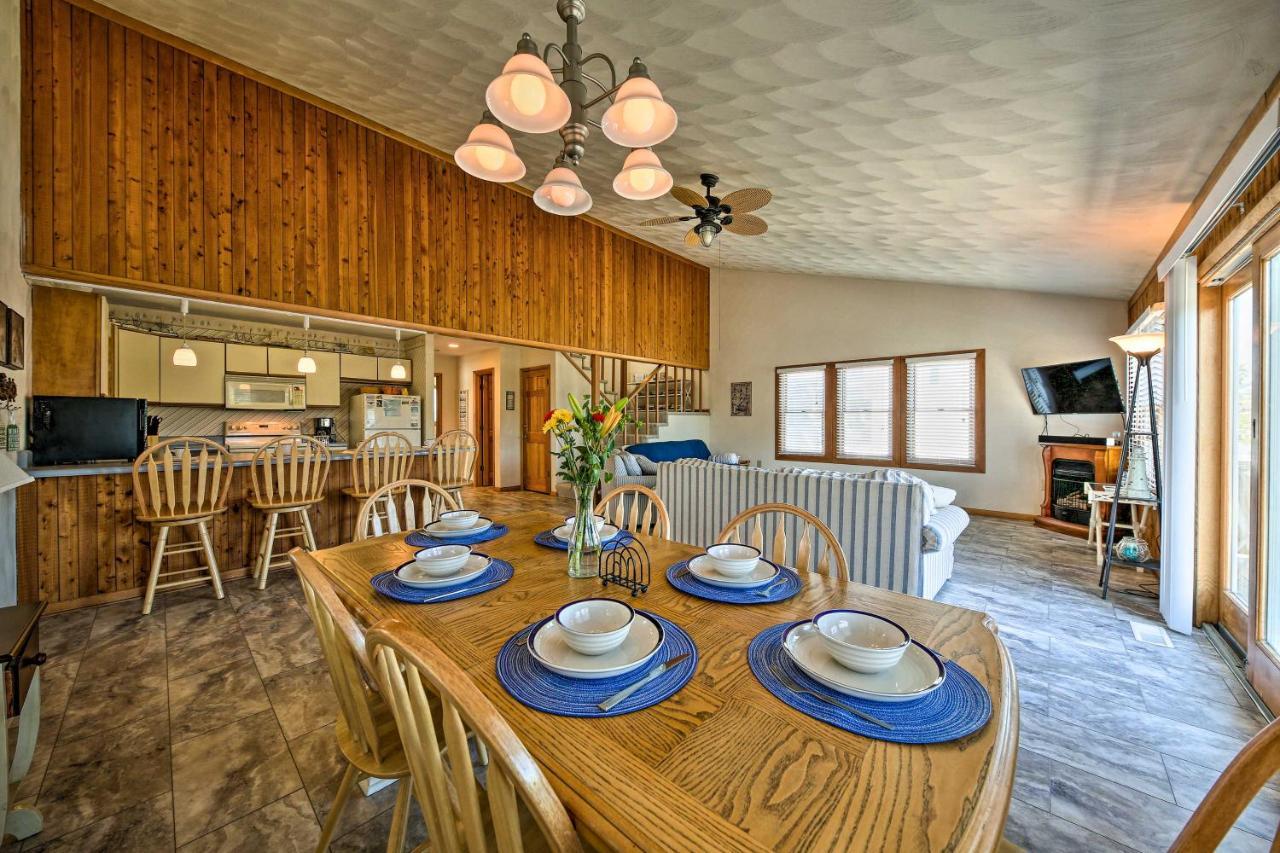 Obx Getaway With Boat Dock On Colington Harbour Kill Devil Hills Exterior foto