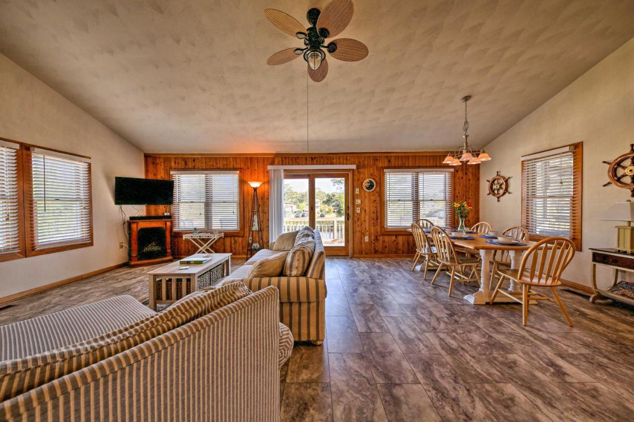 Obx Getaway With Boat Dock On Colington Harbour Kill Devil Hills Exterior foto
