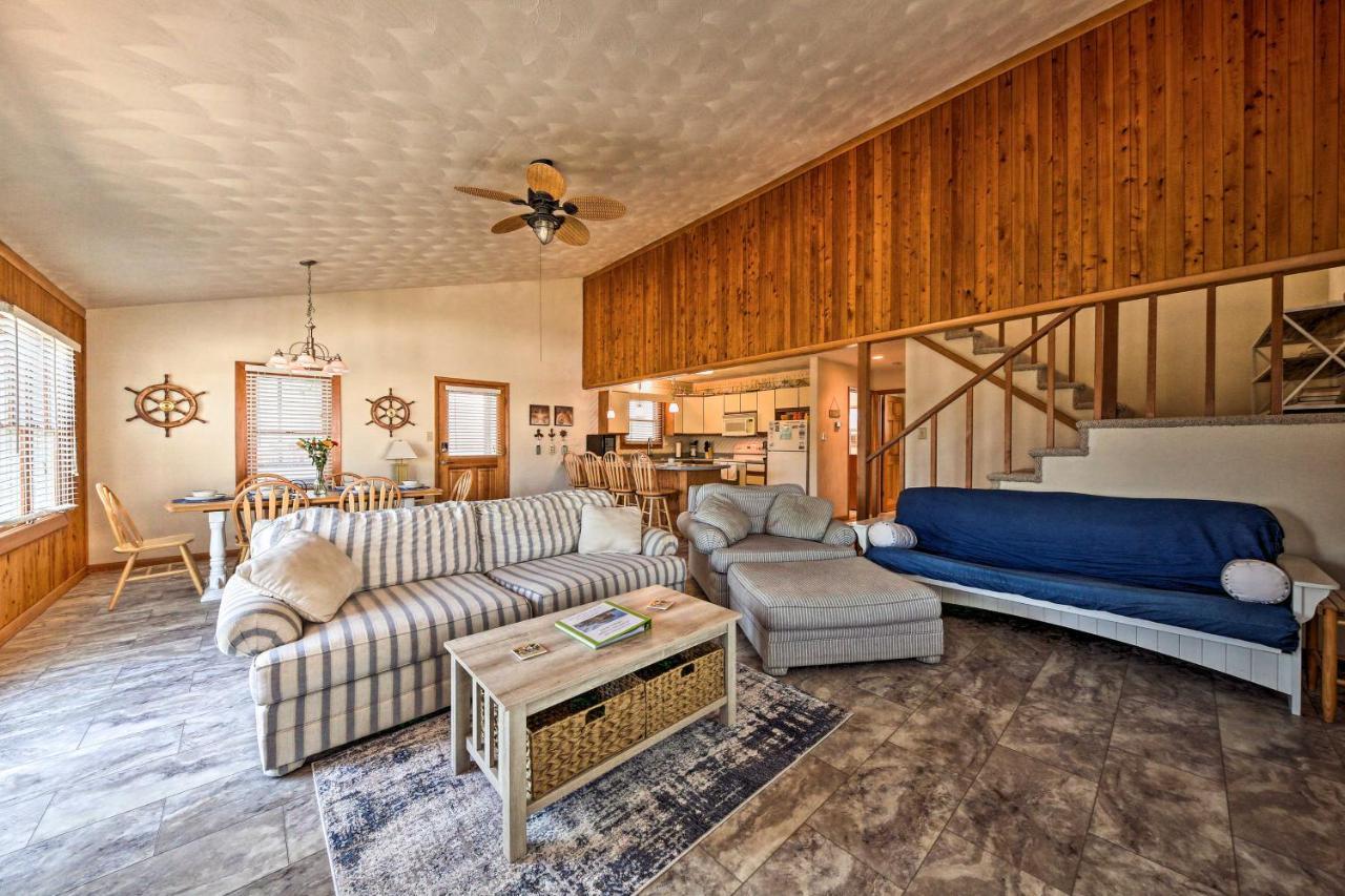 Obx Getaway With Boat Dock On Colington Harbour Kill Devil Hills Exterior foto